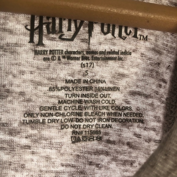 Harry Potter Hogwarts Tank Top size Small - Picture 7 of 8